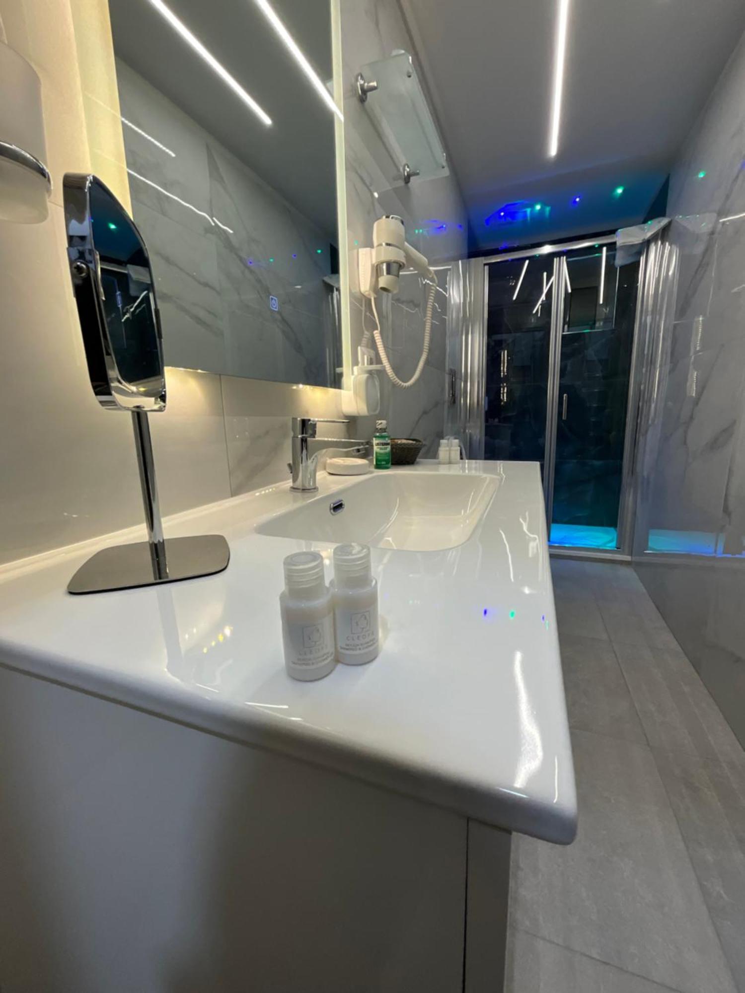 B&B Piccololucio2 Napoli Ngoại thất bức ảnh