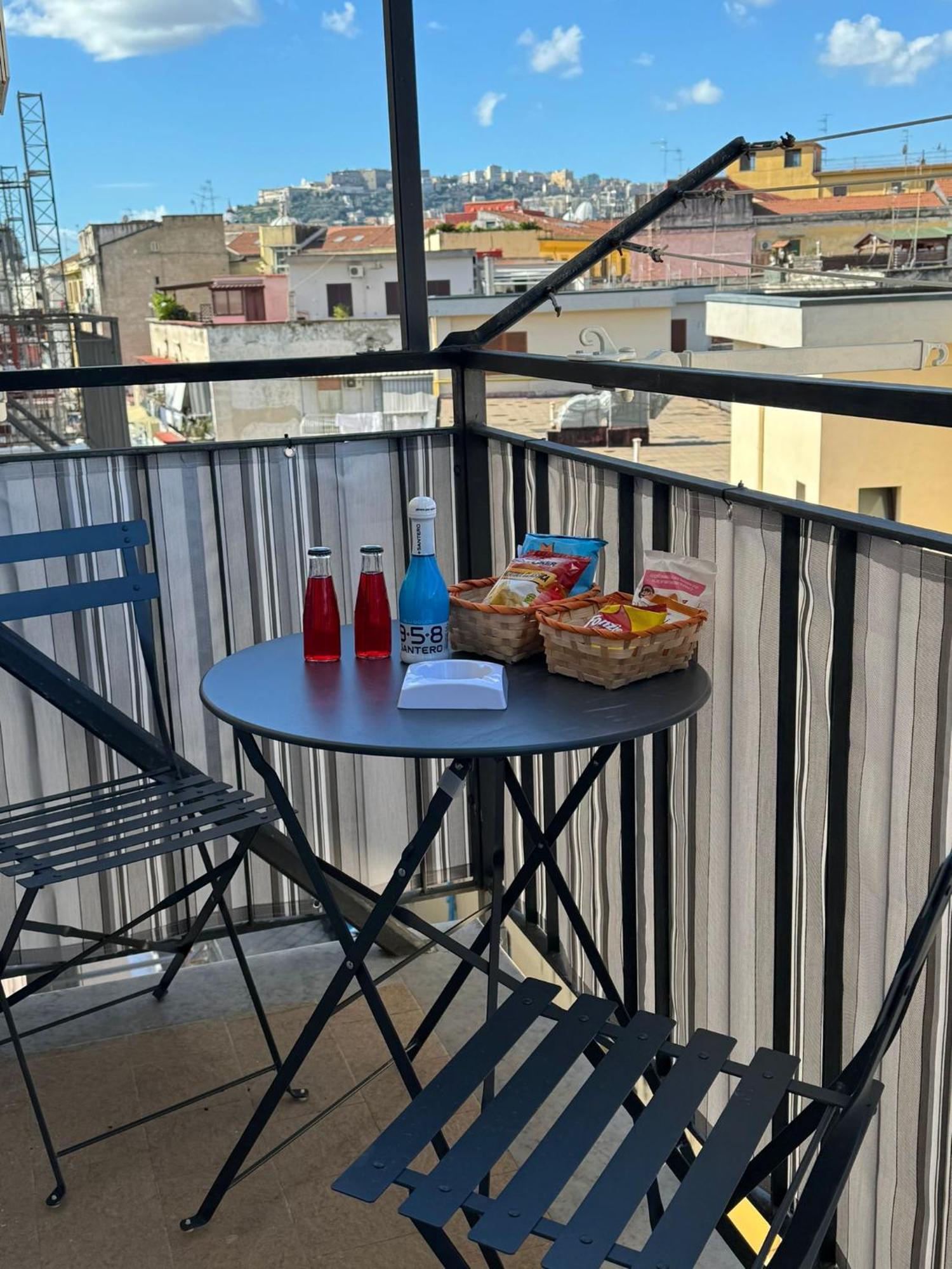 B&B Piccololucio2 Napoli Ngoại thất bức ảnh